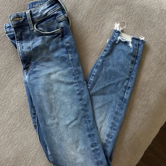 American Eagle Outfitters Blue Ripped Skinny Jeans - Picture 1 of 4